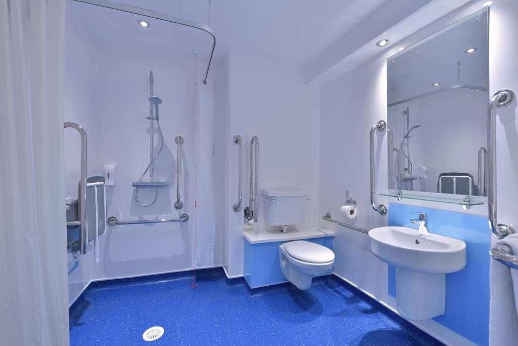 Travelodge Χαρογκέιτ Δωμάτιο φωτογραφία